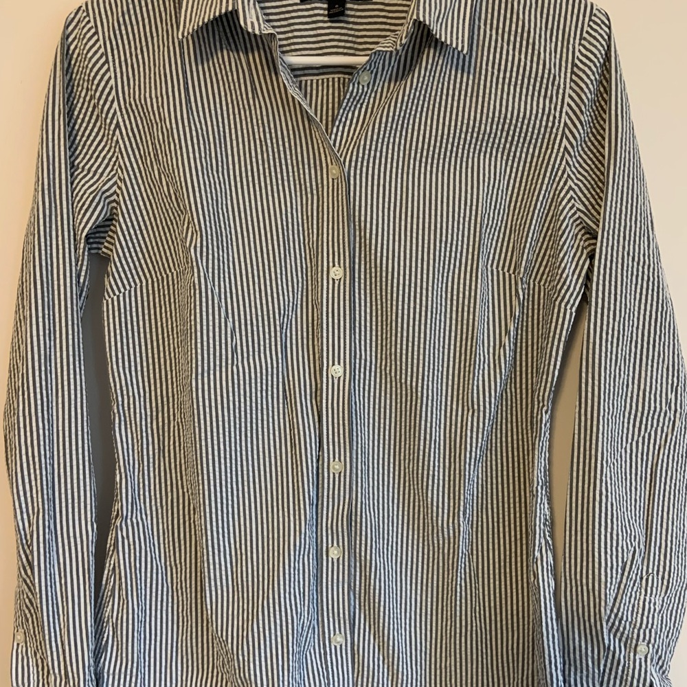Banana Republic Women’s Riley Shirt - grey and white striped